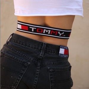 Tommy Hilfiger Black patch mom jeans straight leg